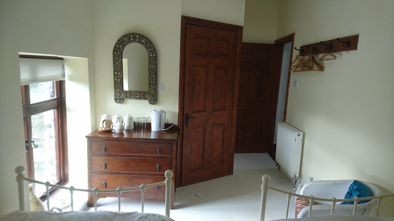 Middle Mill Bed and Breakfast Kidwelly Esterno foto