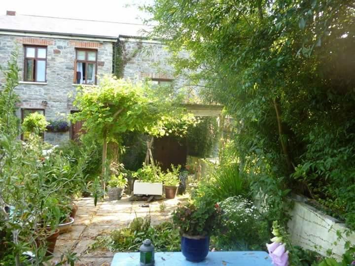 Middle Mill Bed and Breakfast Kidwelly Esterno foto