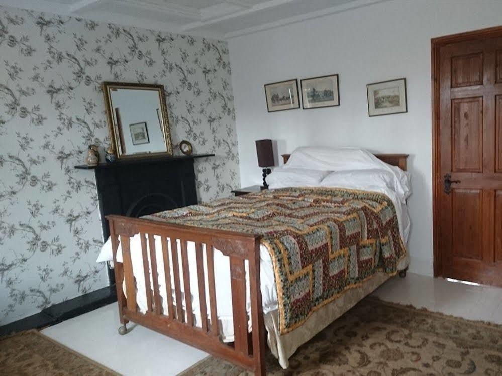 Middle Mill Bed and Breakfast Kidwelly Esterno foto