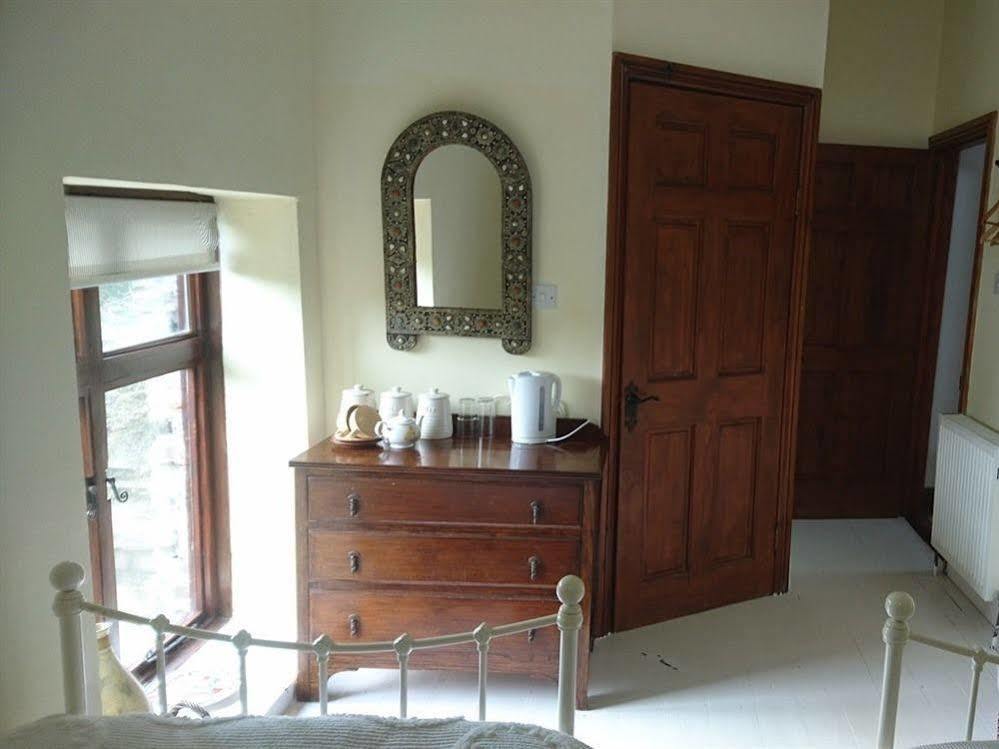 Middle Mill Bed and Breakfast Kidwelly Esterno foto